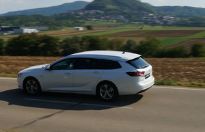 性能向上Opel
