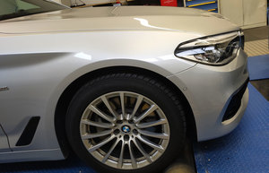 BMW 5シリーズを動力計でテストしました